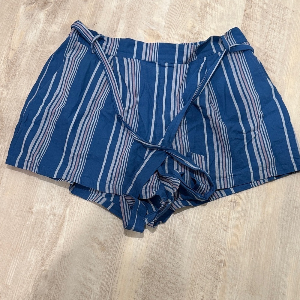 Forever 21 Blue Striped High Waist Shorts